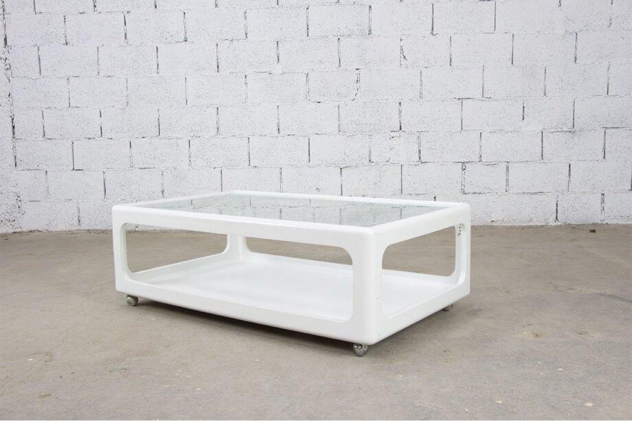 Table basse Peter Ghyczy édition Horn Collection