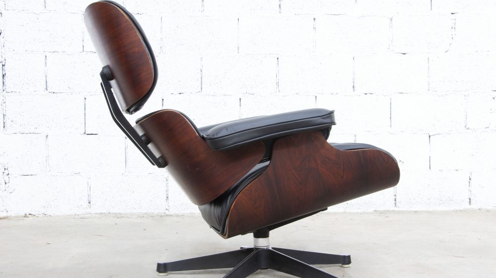 Lounge chair Eames en palissandre de Rio et cuir noir édition Herman Miller