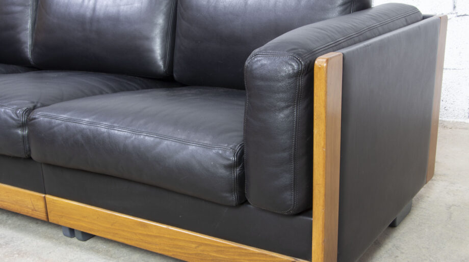 Canapé vintage Afra et Tobia Scarpa édition Cassina