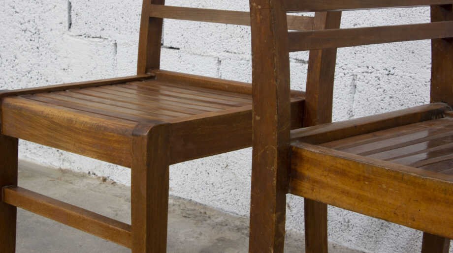 Chaises Reconstruction modèle 103 de René Gabriel