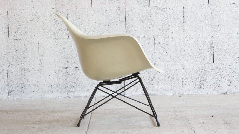 Fauteuil LAR Charles et Ray Eames édition Herman Miller Mobilier International