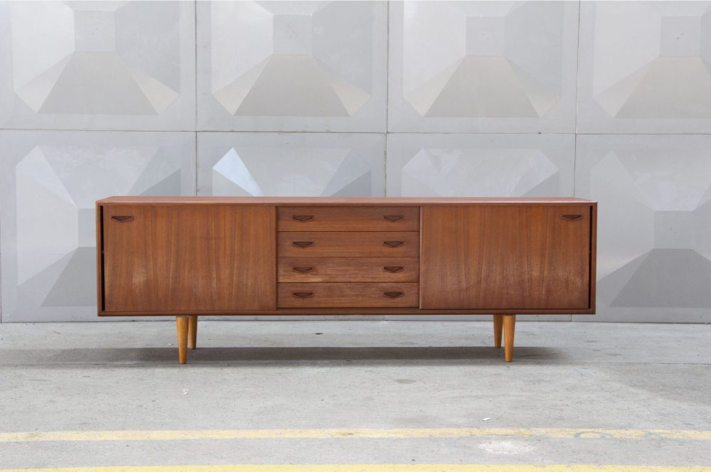 old-design-sideboard-enfilade-vintage-scandinave-danoise-clausen-and-son-teck-danish-teak-scandinavian