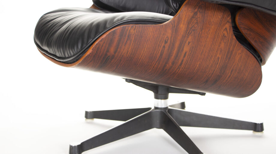 Lounge-chair-Eames-Herman-Miller-mobilier international-assise -palissandre-rio-pieds