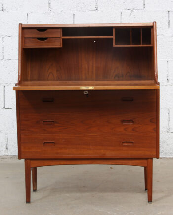 old-design-Secrétaire-vintage-scandinave-Arne-Wahl-Iversen-Vinde-mobelfabrik-modele-37-bureau-danish-scandinavian-modern-teak-desk