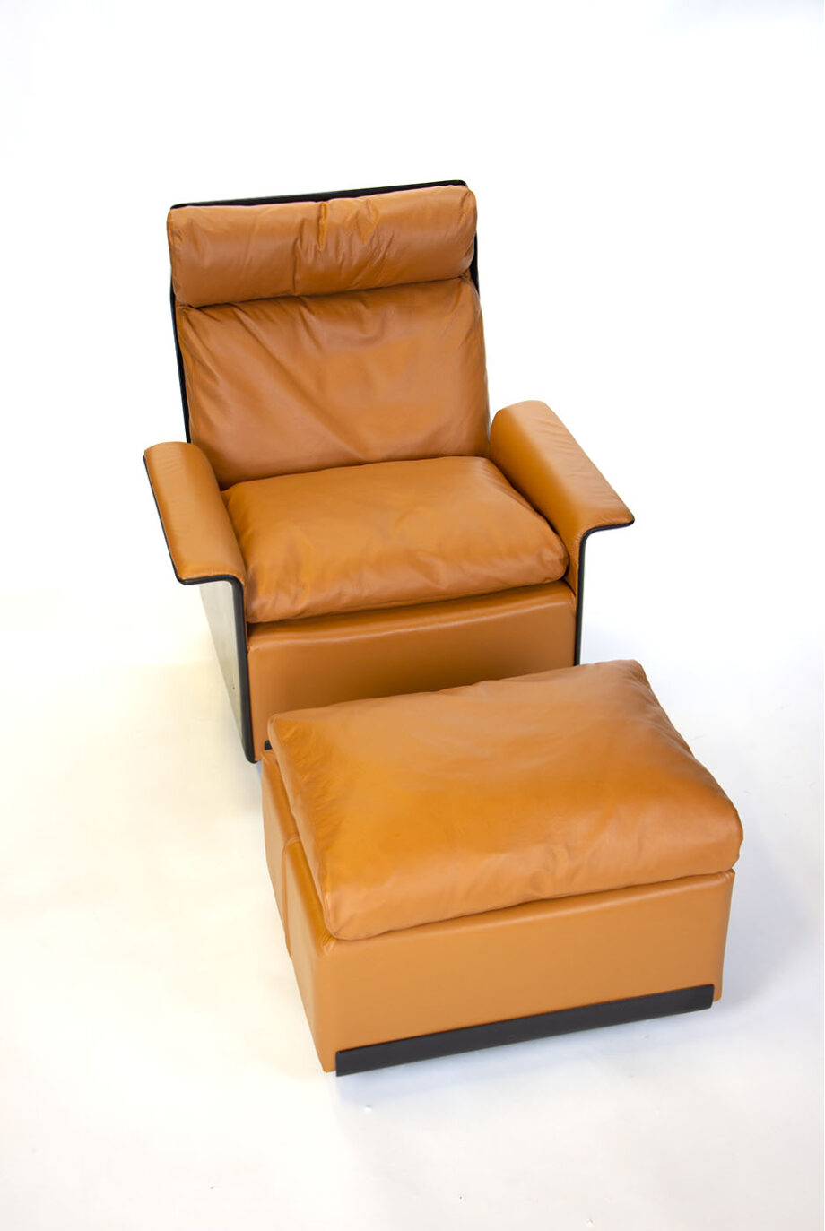 Lounge chair Dieter Rams RZ 62 et son ottoman édition Vitsoe