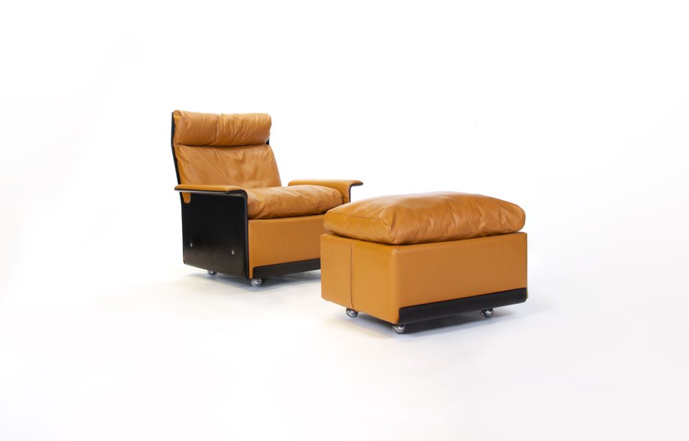 Lounge chair Dieter Rams RZ 62 et son ottoman édition Vitsoe