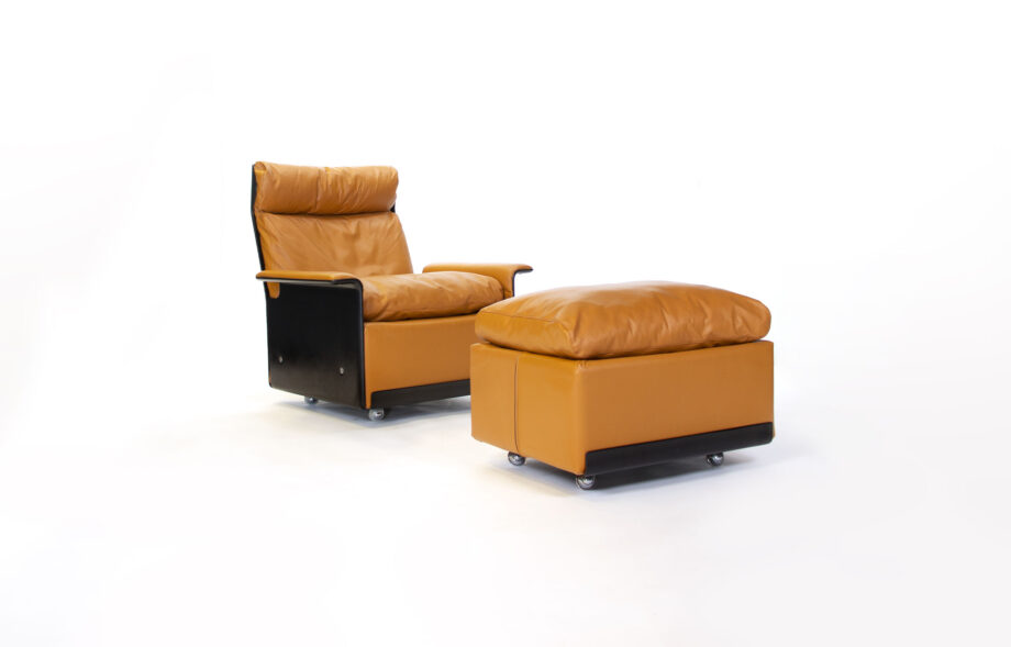Lounge chair Dieter Rams RZ 62 et son ottoman édition Vitsoe