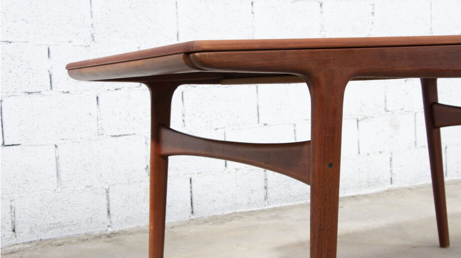 Table Scandinave Arne Hovmand Olsen édition Mogens Kold