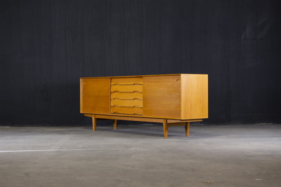 Enfilade Scandinave Henry Rosengren édition Skovby Mobler