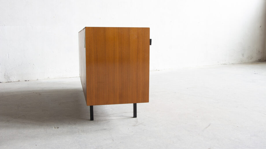 Enfilade en noyer Florence Knoll pour Knoll International