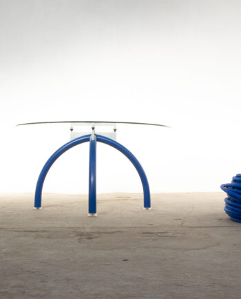 Table ettore sottsass spyder knoll bleue électrique