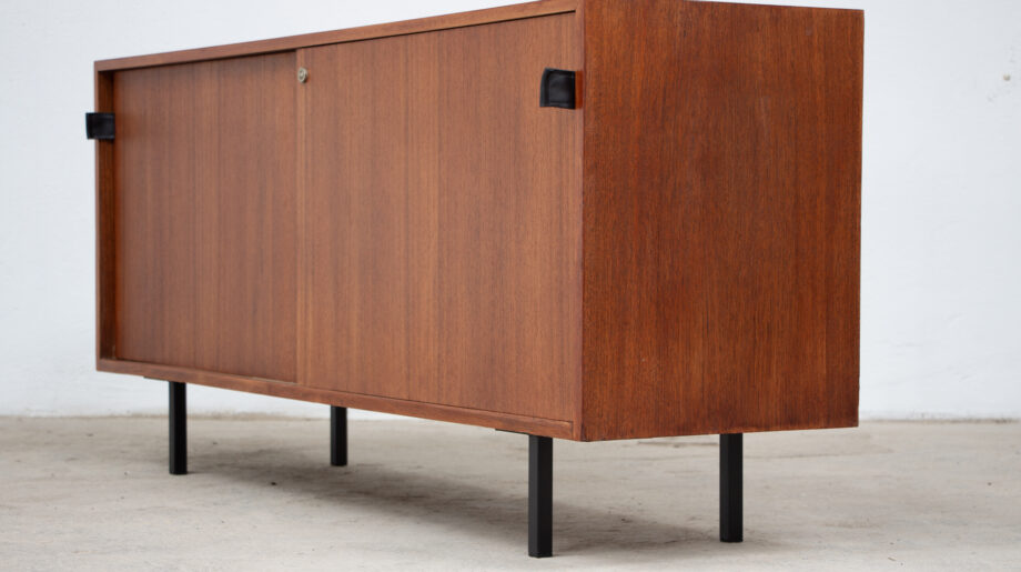 Enfilade vintage Florence Knoll pour Knoll International