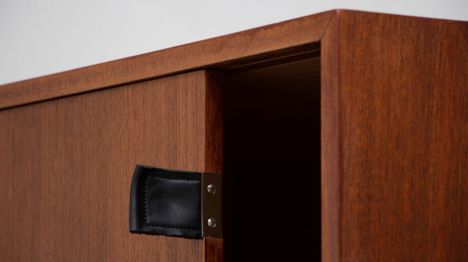 Enfilade vintage Florence Knoll pour Knoll International