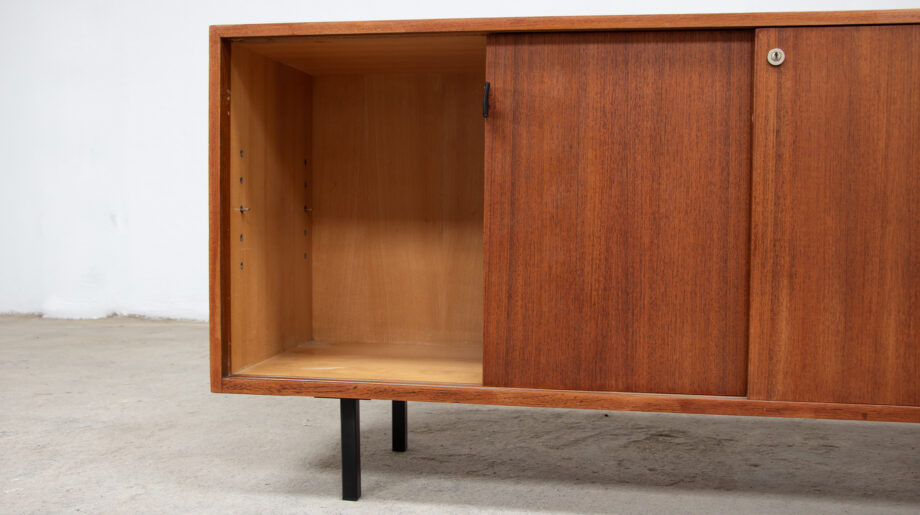 Enfilade vintage Florence Knoll pour Knoll International
