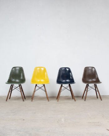 chaise-dsw-Eames-Herman-Miller-fibre-verre-noyer-old-design