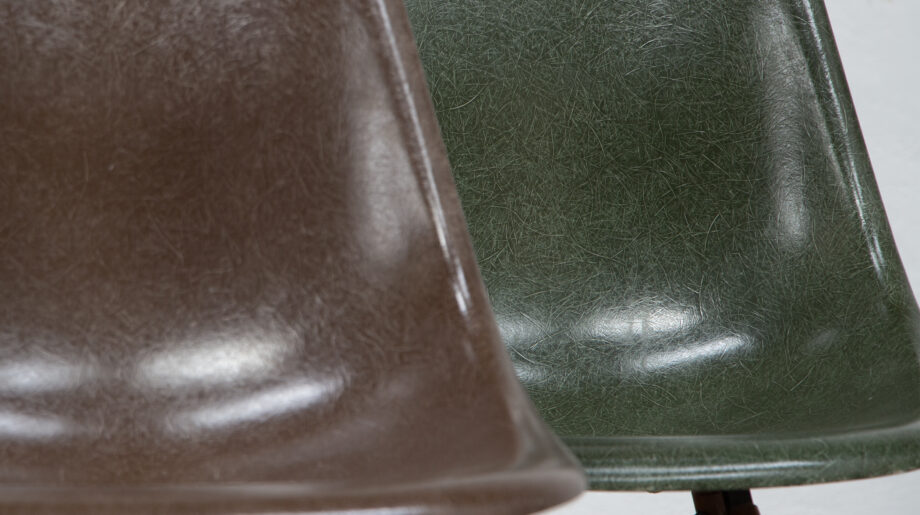 Chaises DSW Eames pour Herman Miller
