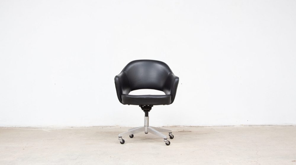 Chaise-fauteuil-vintage-bureau-eero-saarinen-knoll-chair-executive-office-old-design