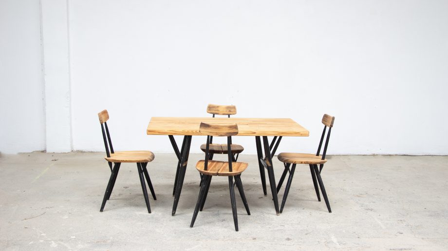 chaises-table-vintage-ilmari-tapiovaara-pirkka-laaken-puu-brutaliste-finlande-scandinave-ölddesign-dining-set-pine-pin-massif