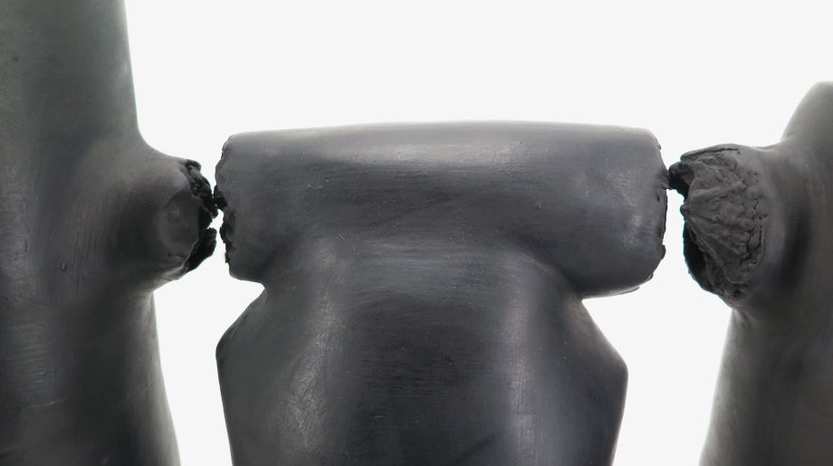 Céramique contemporaine de Philippe Spé, Série Variante noire n°2