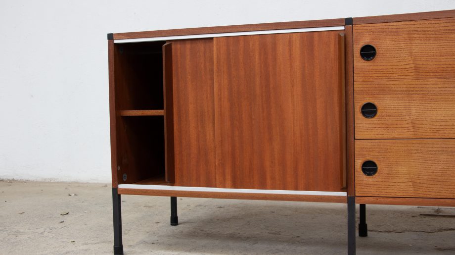 Petite enfilade ARP Pierre Guariche, J-A Motte pour Minvielle