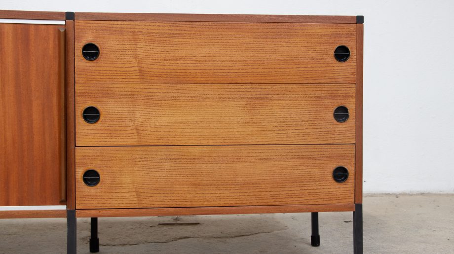 Petite enfilade ARP Pierre Guariche, J-A Motte pour Minvielle