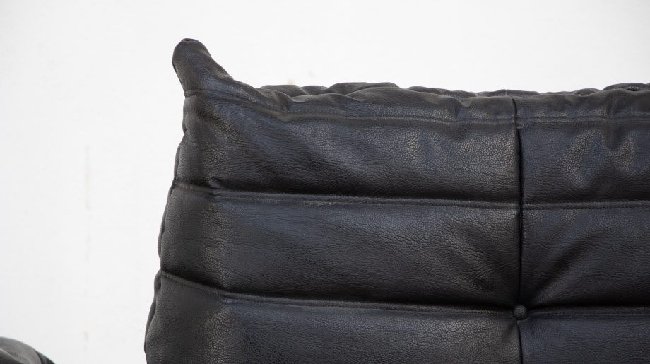 Fauteuil et ottoman Togo Ligne Roset de Michel Ducaroy