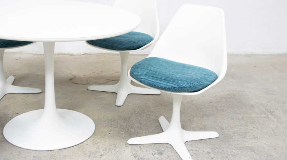 table-chaises-vintage-mid-century-space-age-modern-tulipe-tulip-knoll-arkana-maurice-burke-england-fiber-glass-fibre-verre-ölddesign