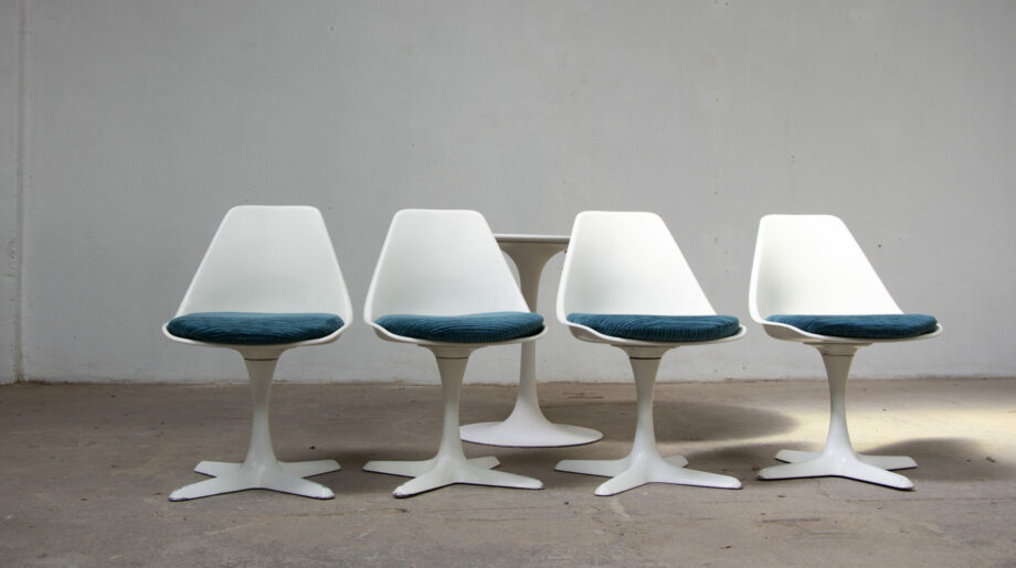 table-chaises-vintage-mid-century-space-age-modern-tulipe-tulip-knoll-arkana-maurice-burke-england-fiber-glass-fibre-verre-ölddesign