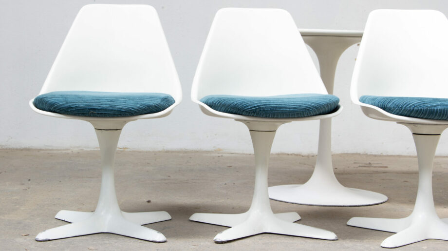 table-chaises-vintage-mid-century-space-age-modern-tulipe-tulip-knoll-arkana-maurice-burke-england-fiber-glass-fibre-verre-ölddesign