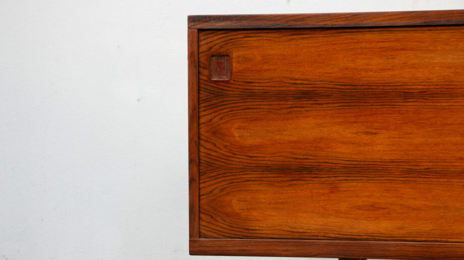 sideboard-Niels- O-Møller-j-l-enfilade-20-model-modele-palissandre-rio-rosewood-credenza-danish-modern-mid-century-ölddesign-scandinave-danois-design-vintage