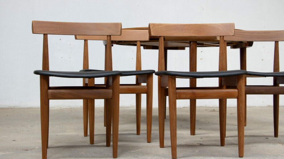 table-scandinave-chaises-vintage-lyon-hans-olsen-roundette-danoise-frem-rojle-teck-danish-modern-scanidnavian-teak-midcentury-dining-olddesign-XX-mobilier-