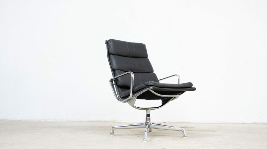 fauteuil-bureau-vintage-soft-pad-eames-herman-miller-vitra-EA-olddesign-216-cuir-leather-armchair-lounge-ray-charles