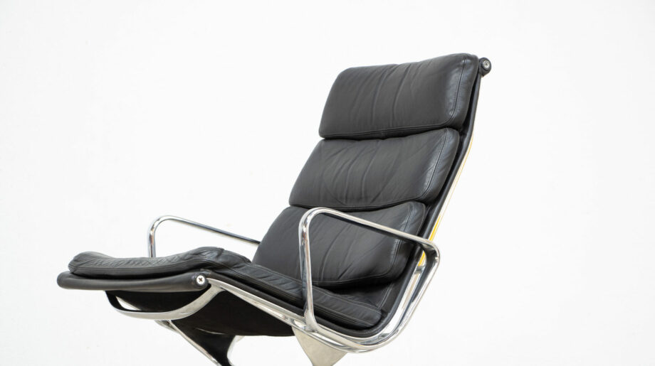 fauteuil-bureau-vintage-soft-pad-eames-herman-miller-vitra-EA-olddesign-216-cuir-leather-armchair-lounge-ray-charles