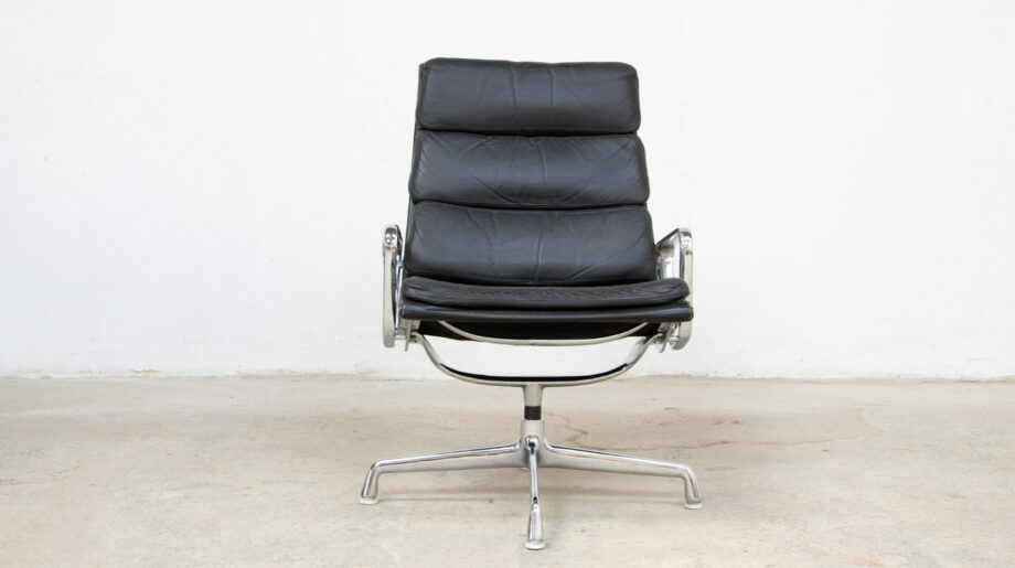 fauteuil-bureau-vintage-soft-pad-eames-herman-miller-vitra-EA-olddesign-216-cuir-leather-armchair-lounge-ray-charles