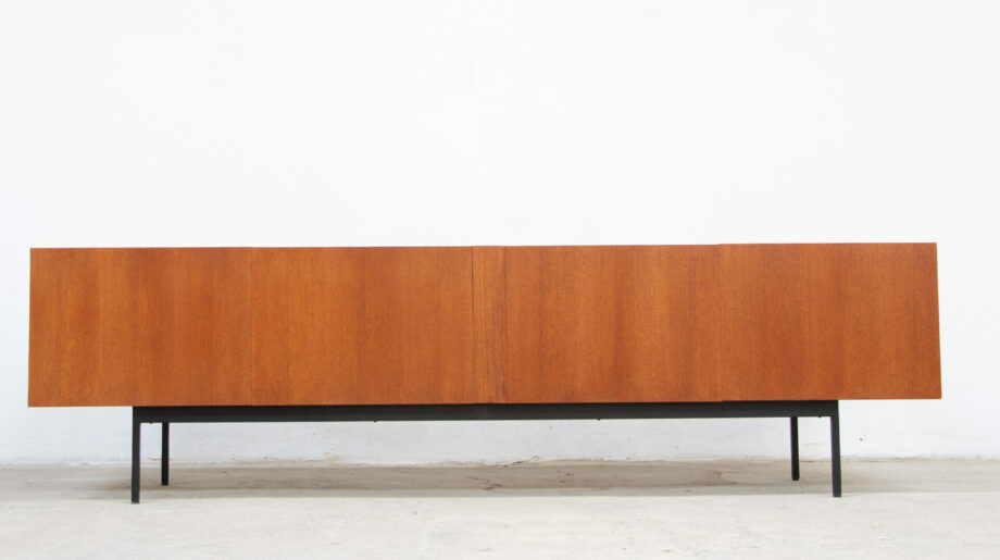 olddesign-enfilade-vintage- B40- Dieter- waeckerlin-behr-teack-teak-sideboard-b-40-credenza-buffet