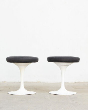 knoll-tabouret-stool-saarinen-vintage-midcentury-ölddesign-tulip-tulipe-Eero