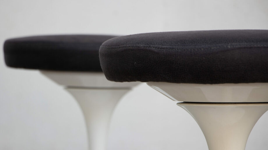 knoll-tabouret-stool-saarinen-vintage-midcentury-ölddesign-tulip-tulipe-Eero