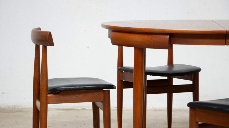 table-scandinave-chaises-vintage-lyon-hans-olsen-roundette-danoise-frem-rojle-teck-danish-modern-scanidnavian-teak-midcentury-dining-olddesign-XX-mobilier-