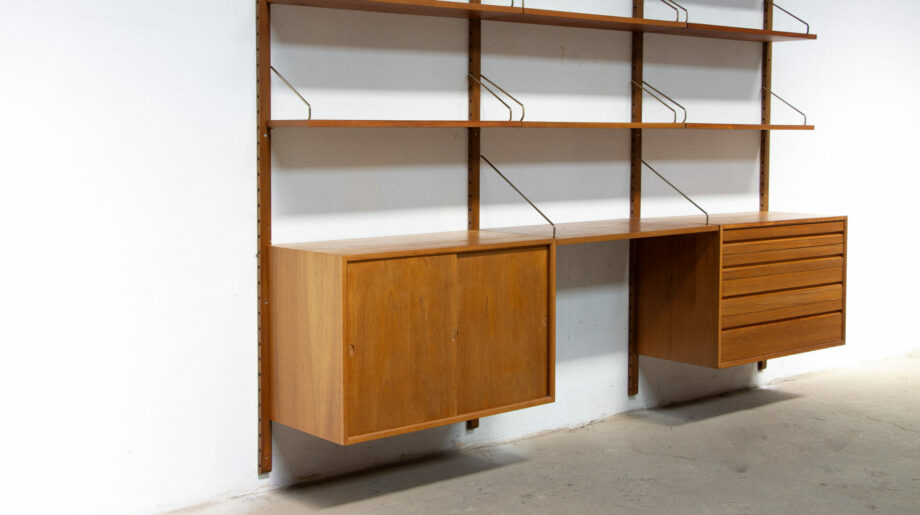 olddesign-bibliothèque-scandinave-vintage-poul-cadovius-Cado-royal-system-teck-danish-wall-unit-shelving-étagères