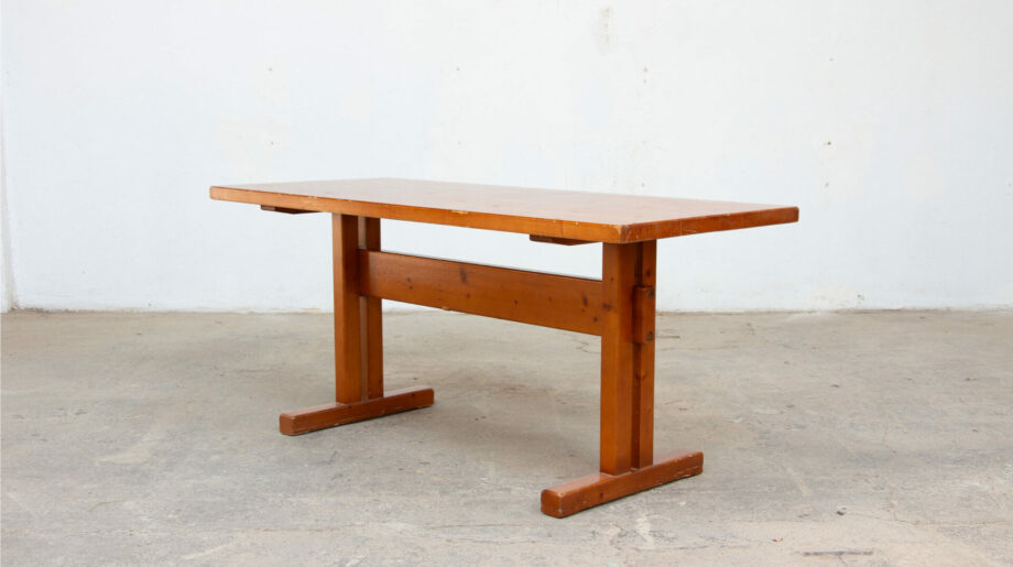 table-dining-charlotte-perriand-pin-les-arcs-france-french-design-olddesign-1960-pine
