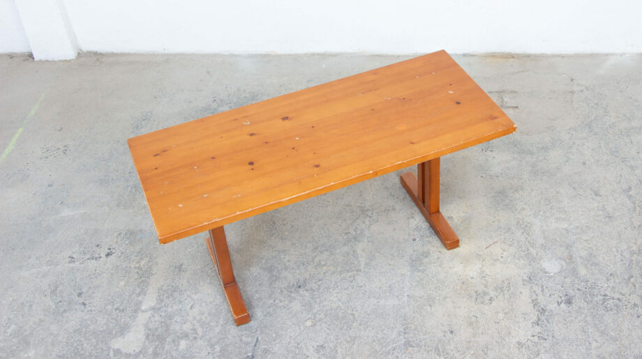 table-dining-charlotte-perriand-pin-les-arcs-france-french-design-olddesign-1960-pine