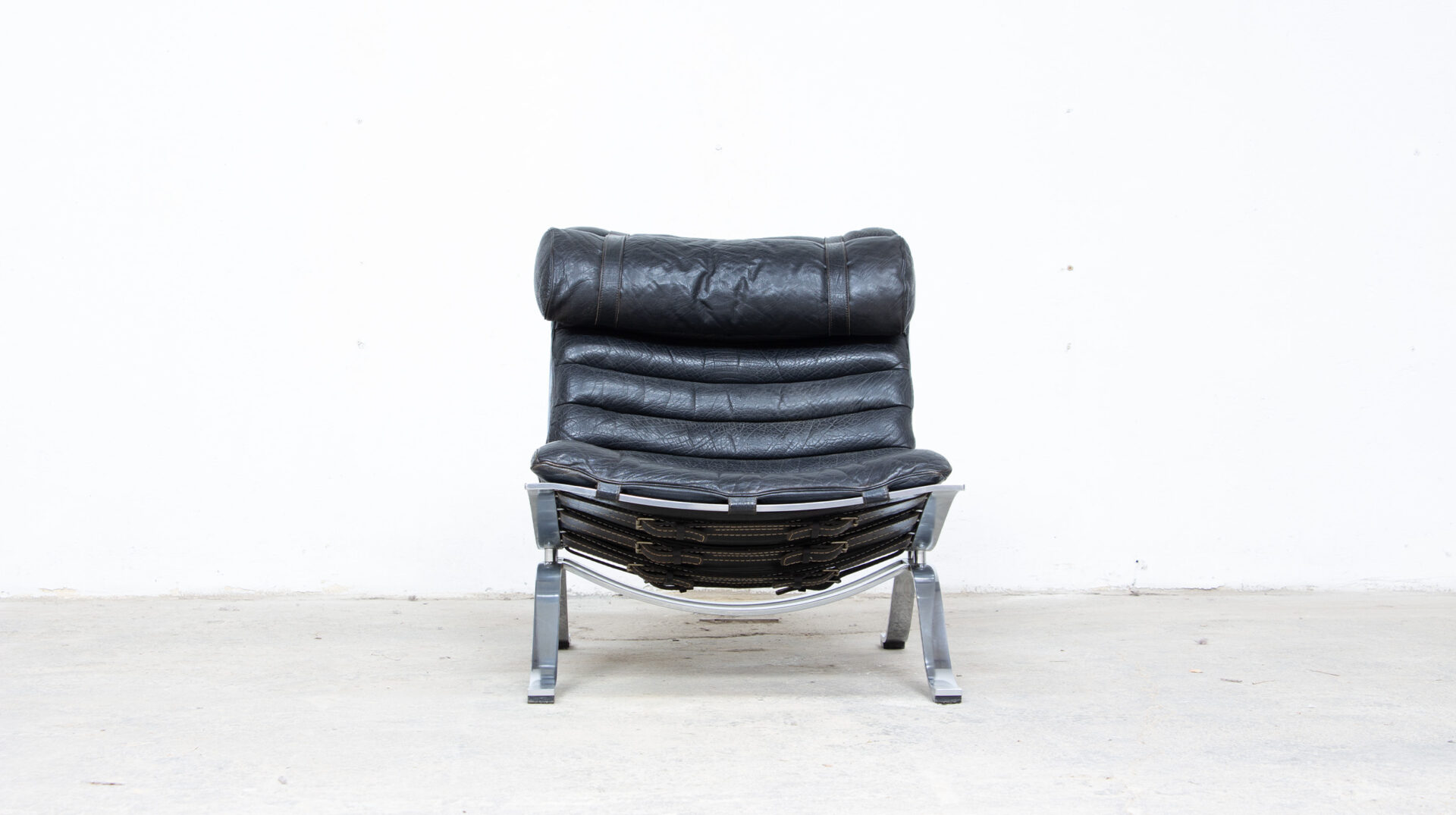 lounge-chair-arne-norell-ari-fauteuil-armchair-cuir-noir-leather-black-suedois-sweden-danish-modern-mid-century-old-design-1960-ölddesign