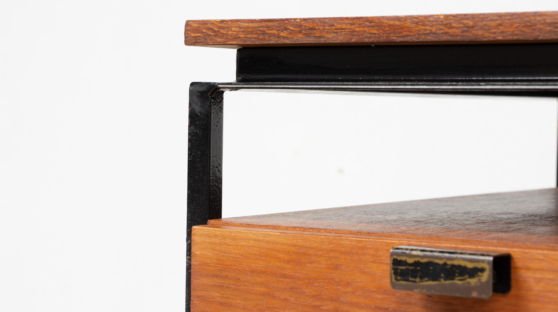 bureau-desk-vintage-pierre-paulin-thonet-mid-century-french-cm-172-olddesign-designer-home-decoration-teak-teck-modernisme