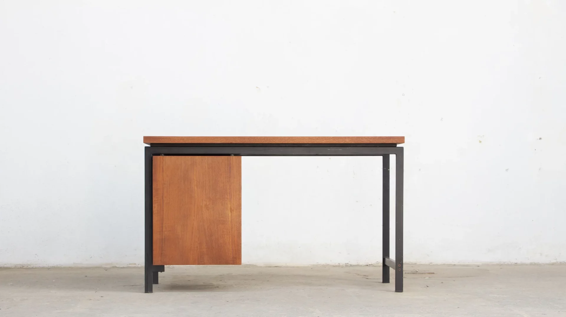 Bureau Cees Braakman Japanese Series pour Pastoe