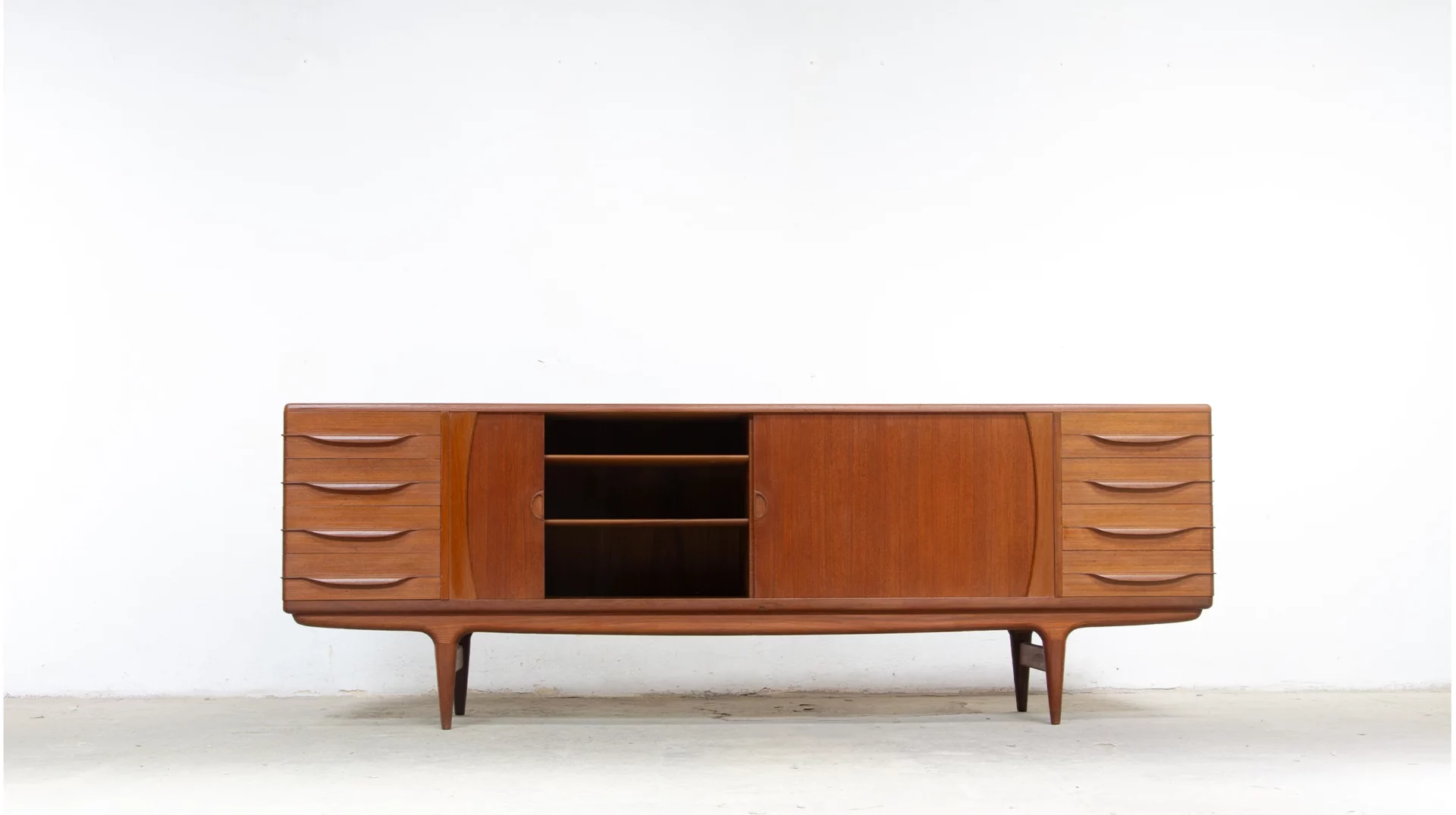 5. Enfilade vintage Andersen danoise des années 1960, porte à tambour gauche ouverte