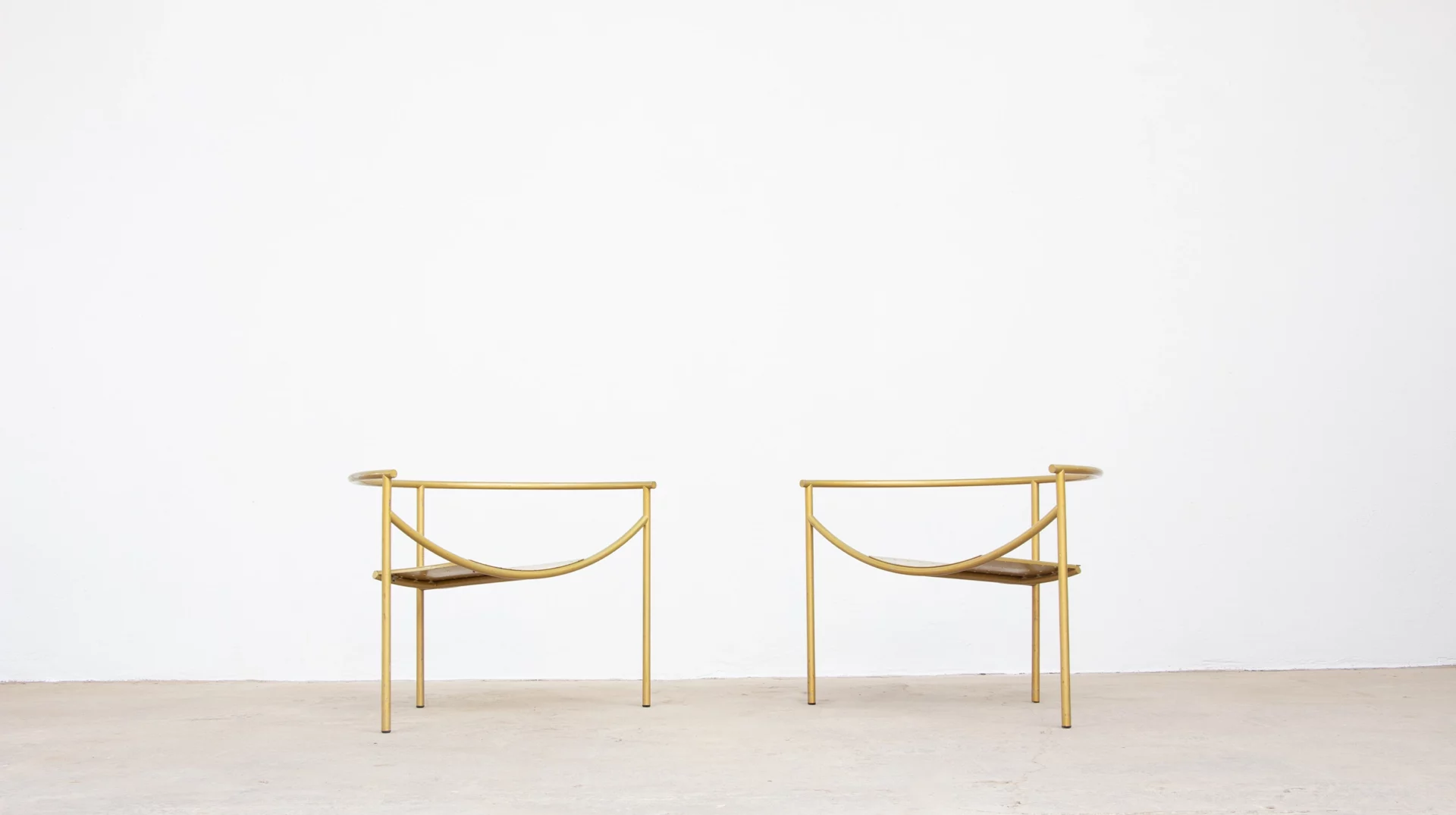 fauteuils dr sonderbar de philippe starck édition XO, vue de face