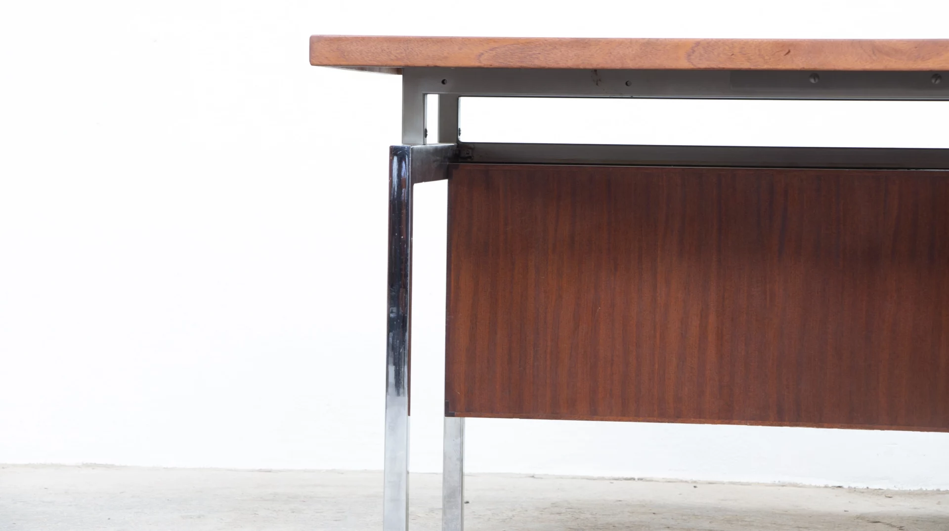 Bureau Modèle 71 B Georges Frydman pour EFA