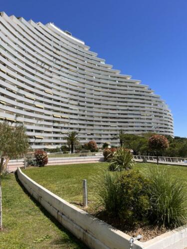 marina-baie-anges-andré-minangoy-architecture-moderniste-villeneuve-loubet