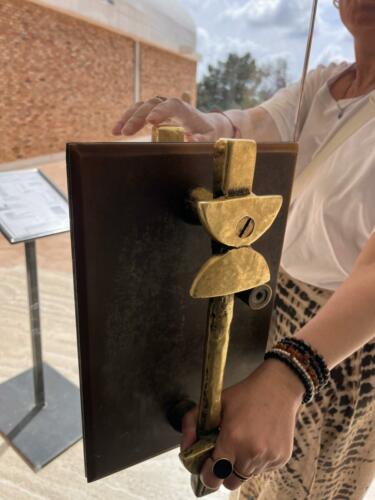fondation-maeght-Josep-Lluís-Sert-architecture-musée-art-moderne-modern-modernisme-joan-miro-georges-braque-ubac-béton-terre-cuite-architecte-Saint-Paul-de-Vence-olddesign