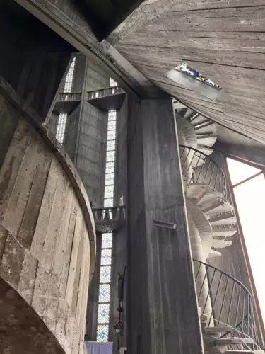 notre-dame-royan-detail-structure-interieure